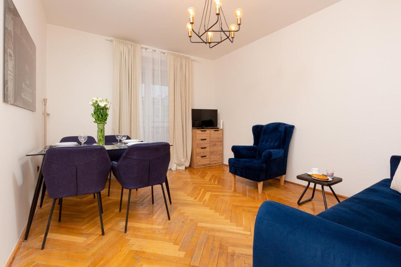 City Center Apartment Elektoralna By Noclegi Renters Варшава Екстериор снимка